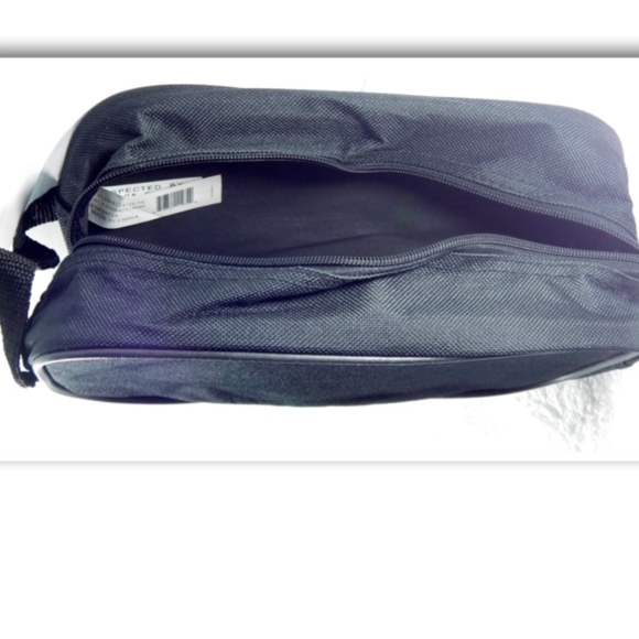 Olivet International Canvas Men's Toiletry Bag - Picture 6 of 8